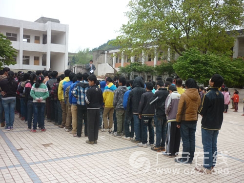 �����ظ���Сѧ�߶�����Ԥ��ѧ����ˮ������ͼ��