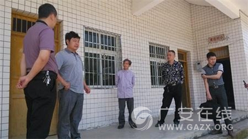 ŷ�ӽ��ֳ�����Զ��С��ȥ��΢�����Ĺػ���ͼ��