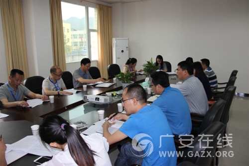 杨德金带队赴前锋区国土资源分局开展行政审批下放工作调研(图)