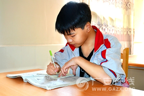 自立自强的好儿郎(图)