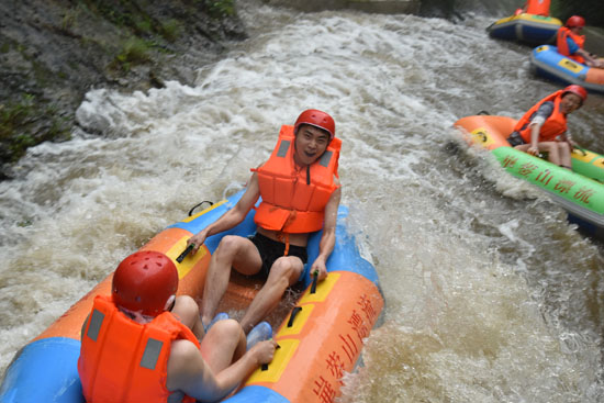 �����Ư��