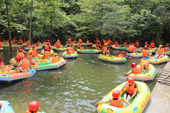 �����Ư��