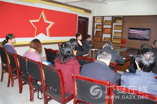 ǰ����У�ȫ�嵳Ա�����տ�ʮ�Ŵ�Ļֱ����ͼ��