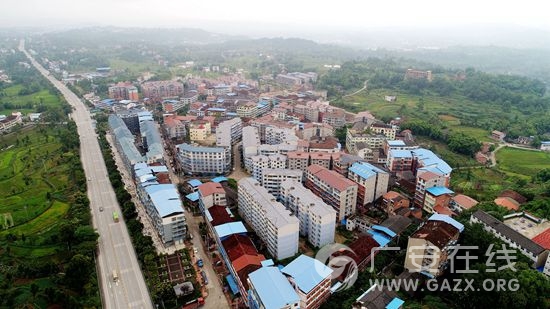 前锋区扎实抓好特色集镇建设