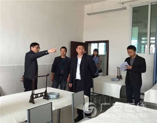 �����ؽ̿���־ֳ��۽�ƽ������ѧУ���У�ͼ��