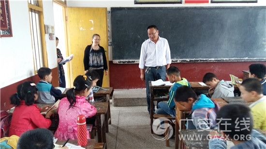 �㰲����һУ��չ��ǿ����ȫ��չ�ۣ����ȫ��ȫ���ʡ���ȫ�������ͼ��