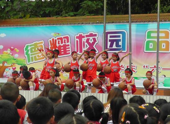 �㰲������Сѧ��չ�조��һ�����ջ��ݻ