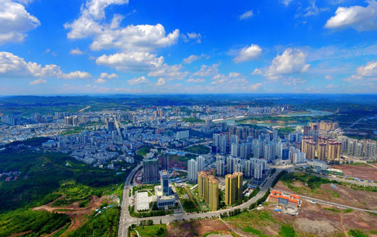 广安城区 张启富 (摄)