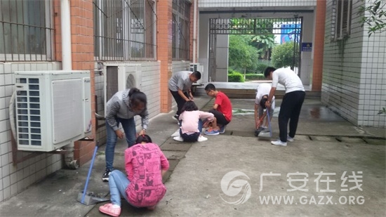 �㰲��ѧ����չ������һƬ������ʰ��һƬ���������Ч���ԣ�ͼ��